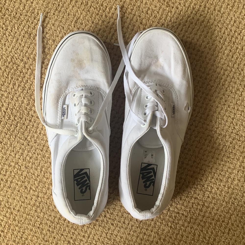 Vans - Picture 3 of 4